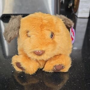 Vintage.  Collectible. Swibco Puffkins.  Fetch the Hound Dog. DOB 4/7/97